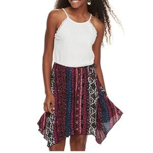 🆕Lily Rose Lace Handkerchief Hem Dress